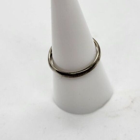 Running Bear Shop, Turquoise and Sterling Silver, Size 7 Ring - Picture 2 of 5